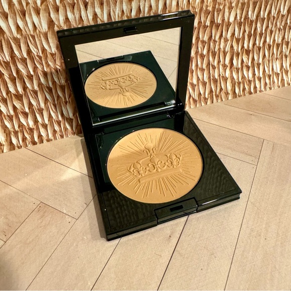 PAT MCGRATH LABS DIVINE BRONZER “BRONZE DAWN”  RADIANT LUXURIOUS SOFT UNIQUE - Picture 2 of 3